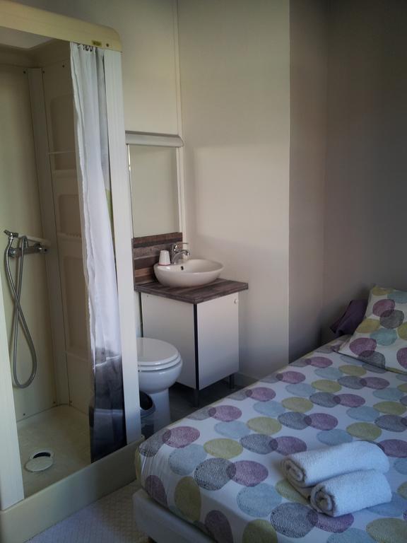 Auberge Bella Riva Creysse  Luaran gambar